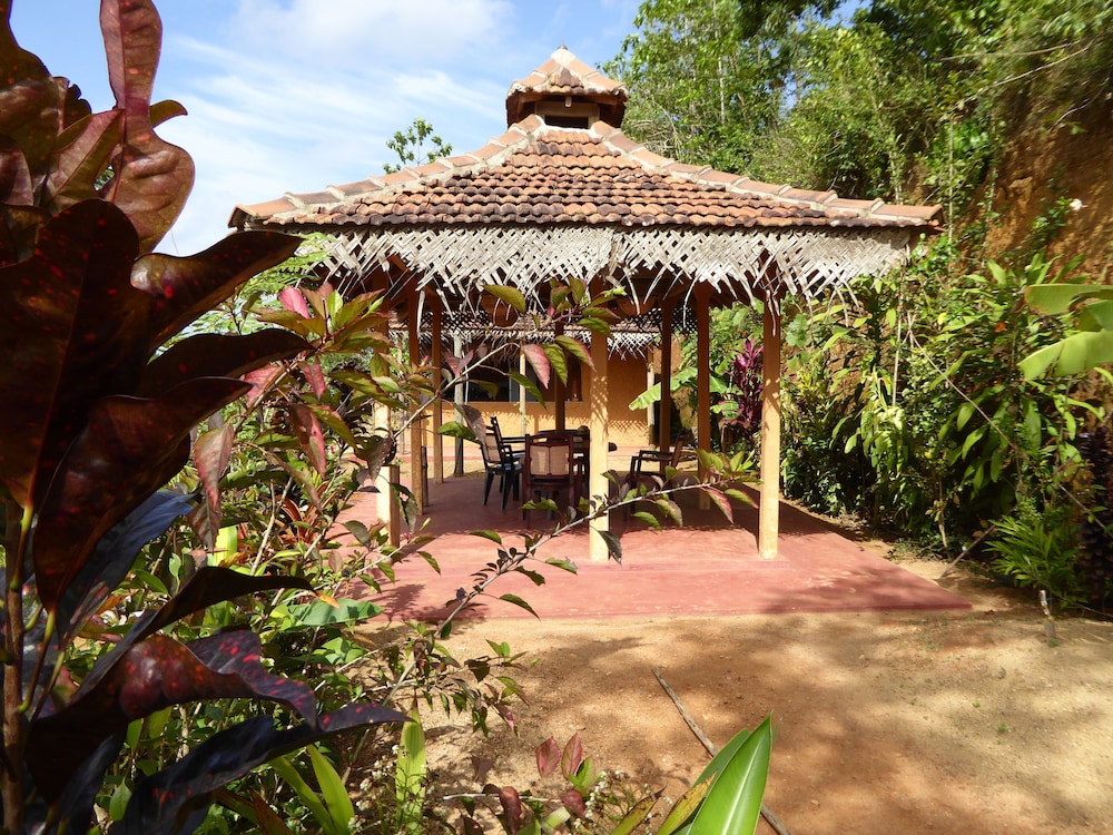 Kurulu Estate 48/50