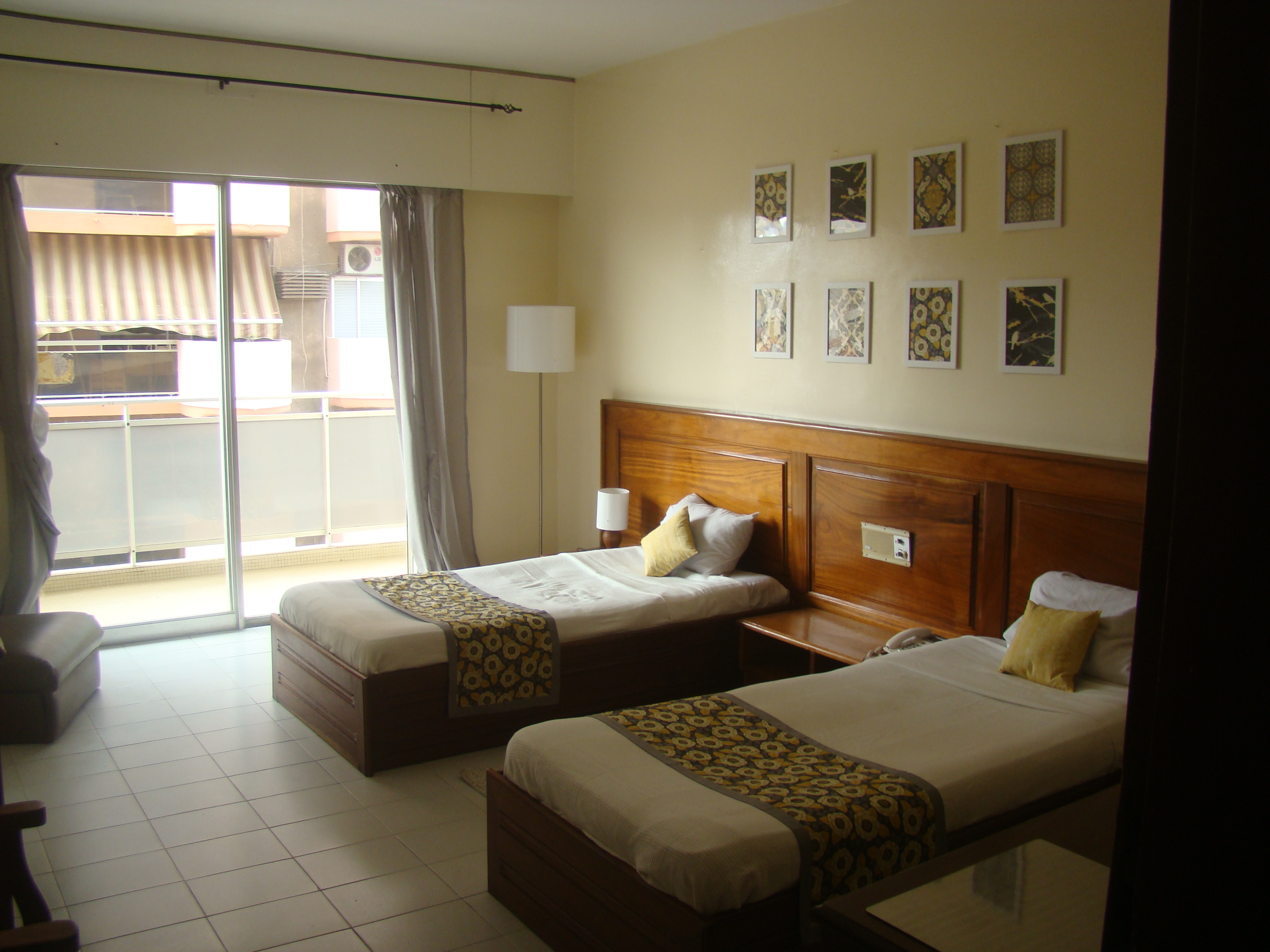 STANDARD TRIPLE ROOM