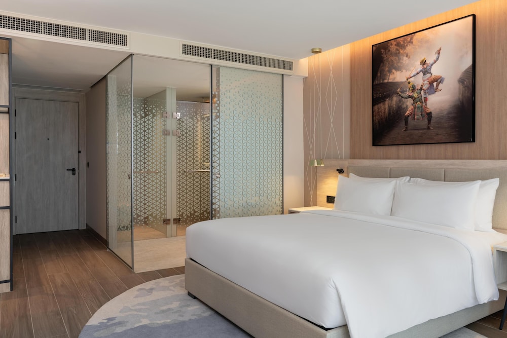 Superior, Twin Beds, with Pool، Radisson Blu Resort, Phuket Mai Khao Beach 4/10