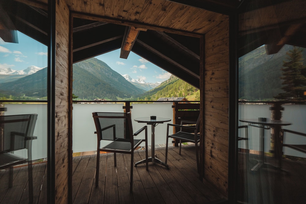 Matterhorn Inn 52/57