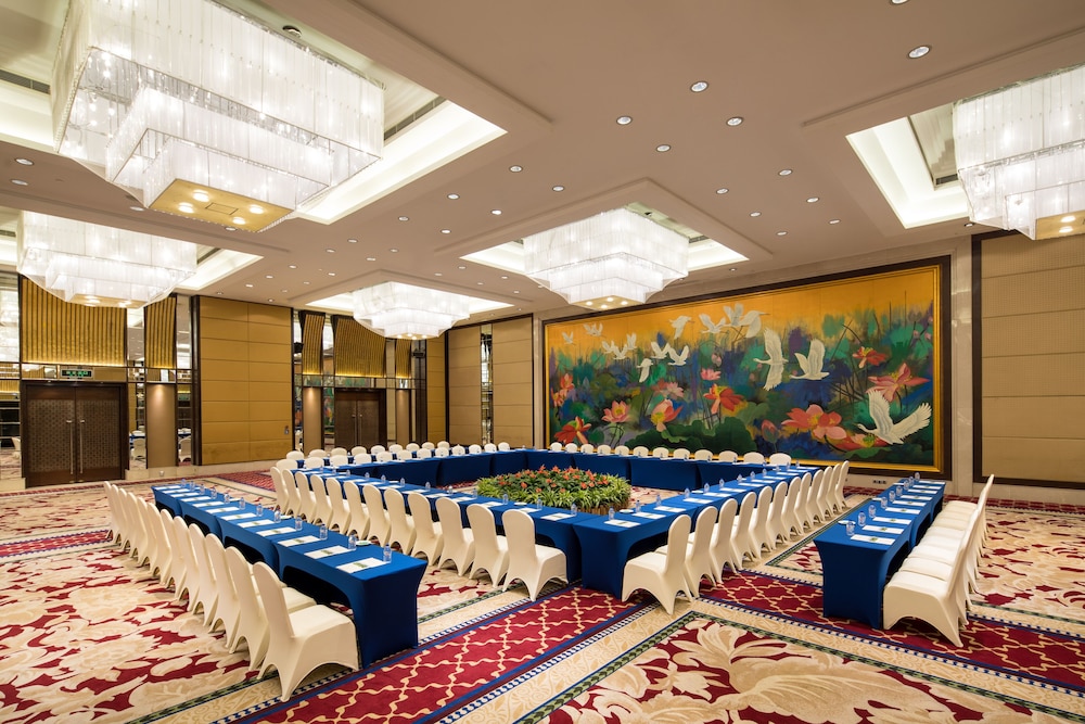 C D Hotel Xiamen 43/50