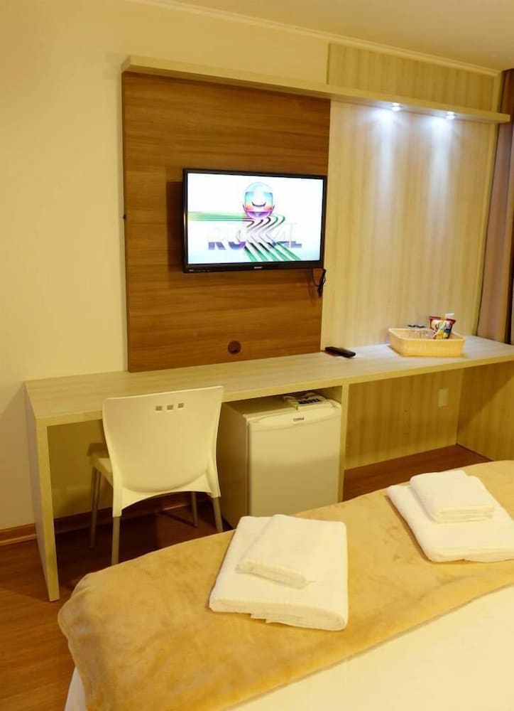 Imigrantes Hotel 5/33