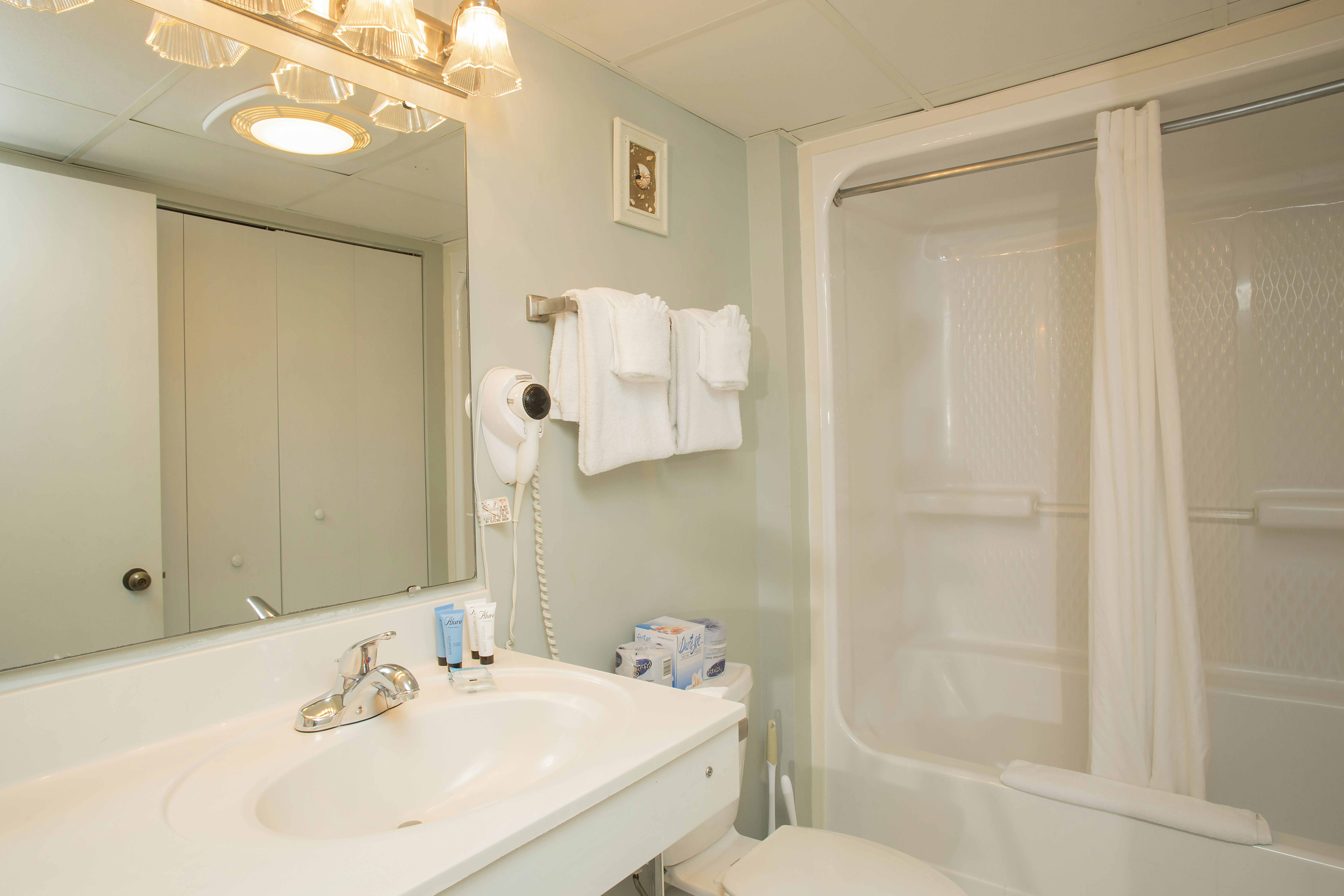 Grande Shores Ocean Resorts Condominiums 42/49