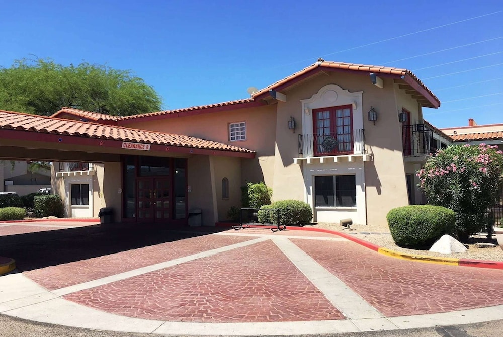 Days Inn by Wyndham Tucson City Center 21/23