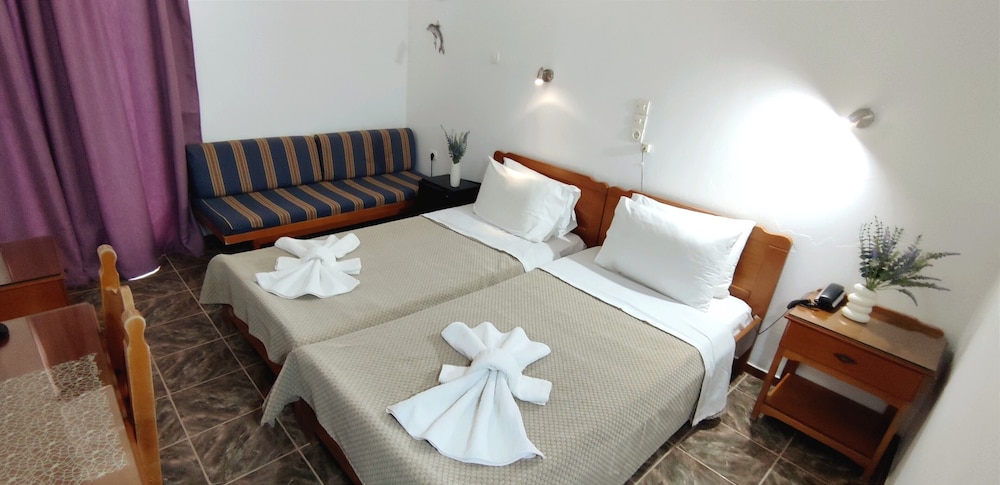 SERIFOS BEACH HOTEL 13/50