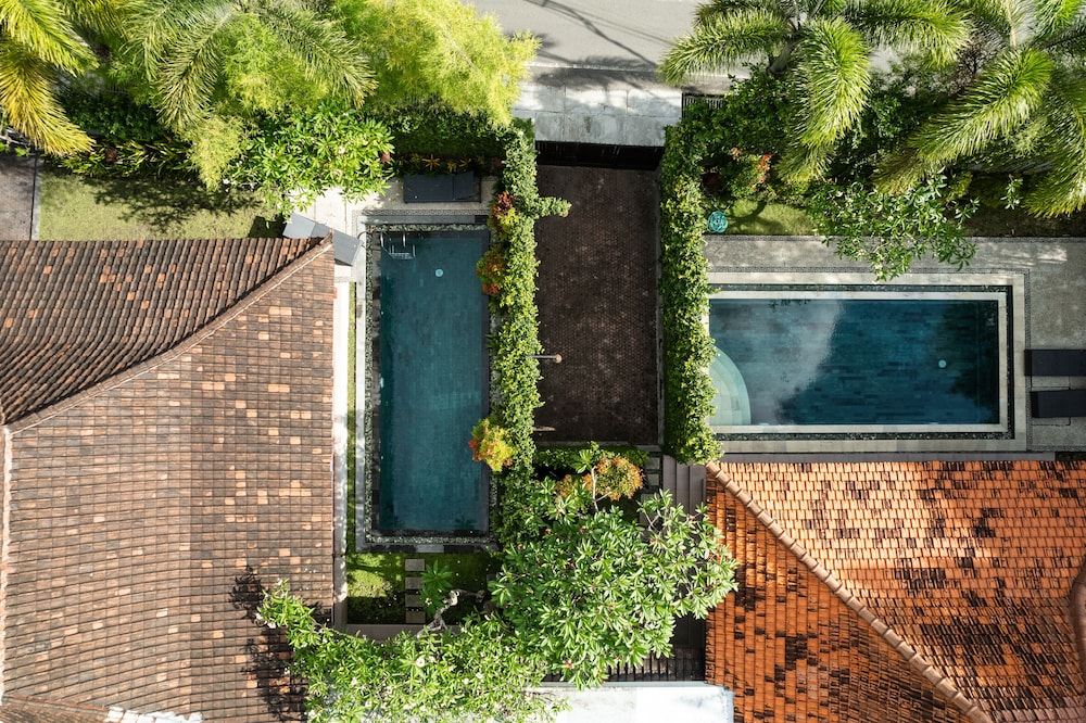 VILLA BERAWA BALI 68/77
