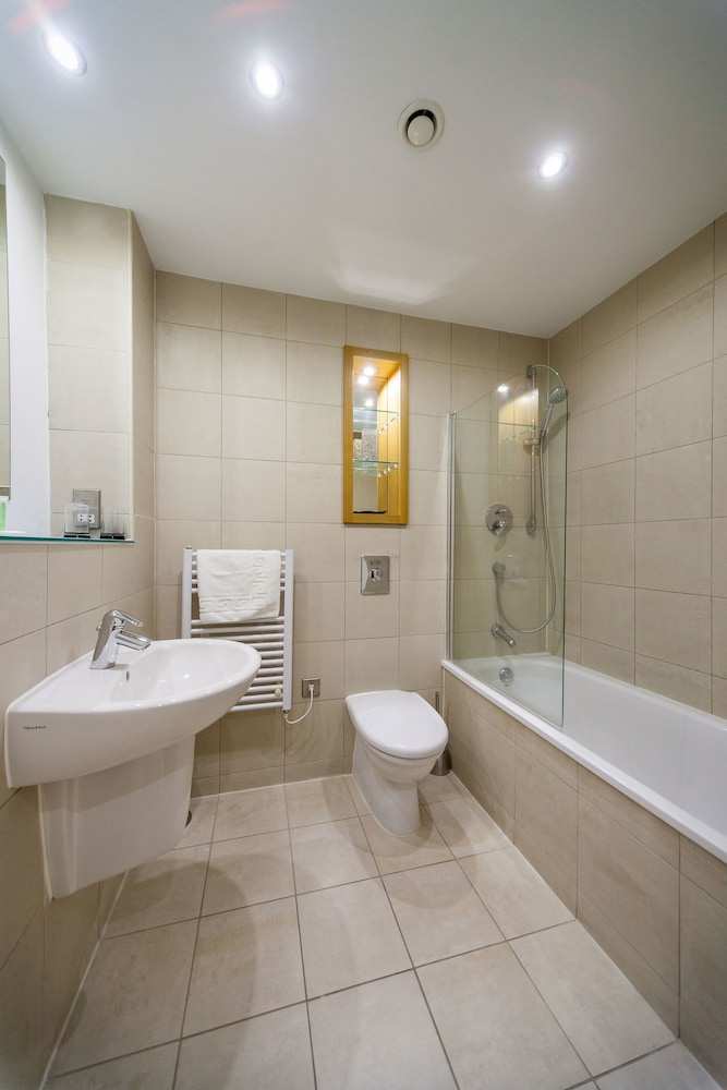Kspace Serviced Apartments West One 23/23