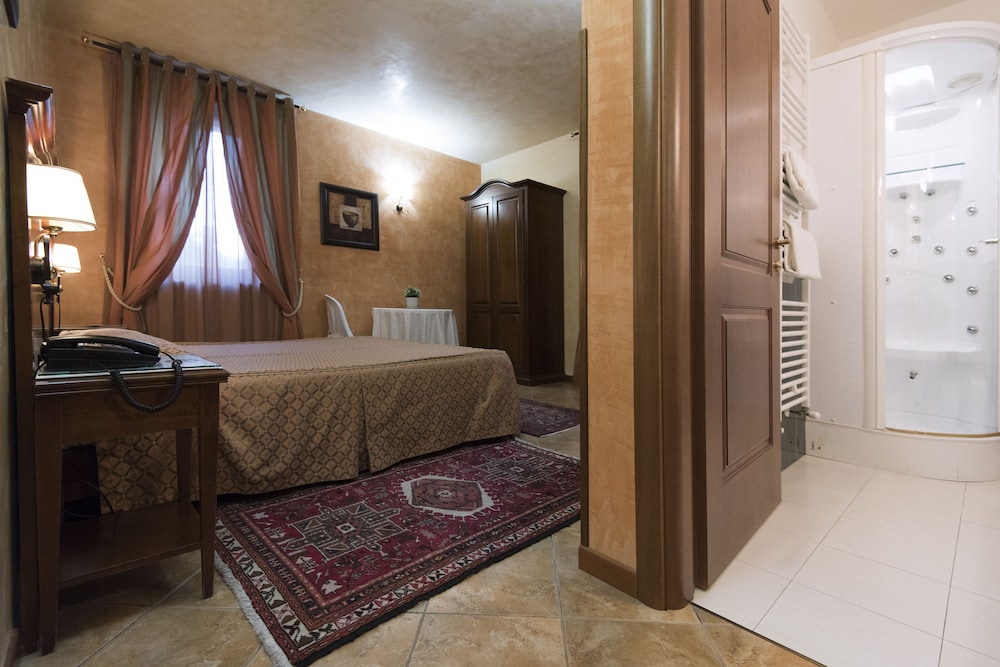 Hotel Al Ritrovo 25/38