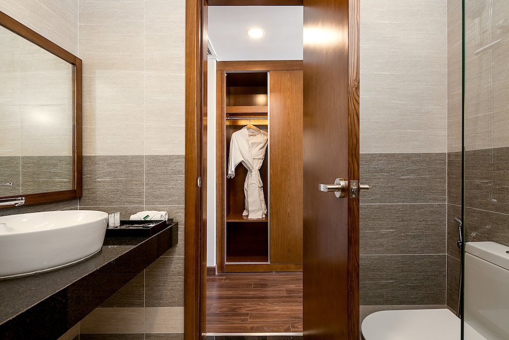 Tamarind Hotel Da Nang 48/49