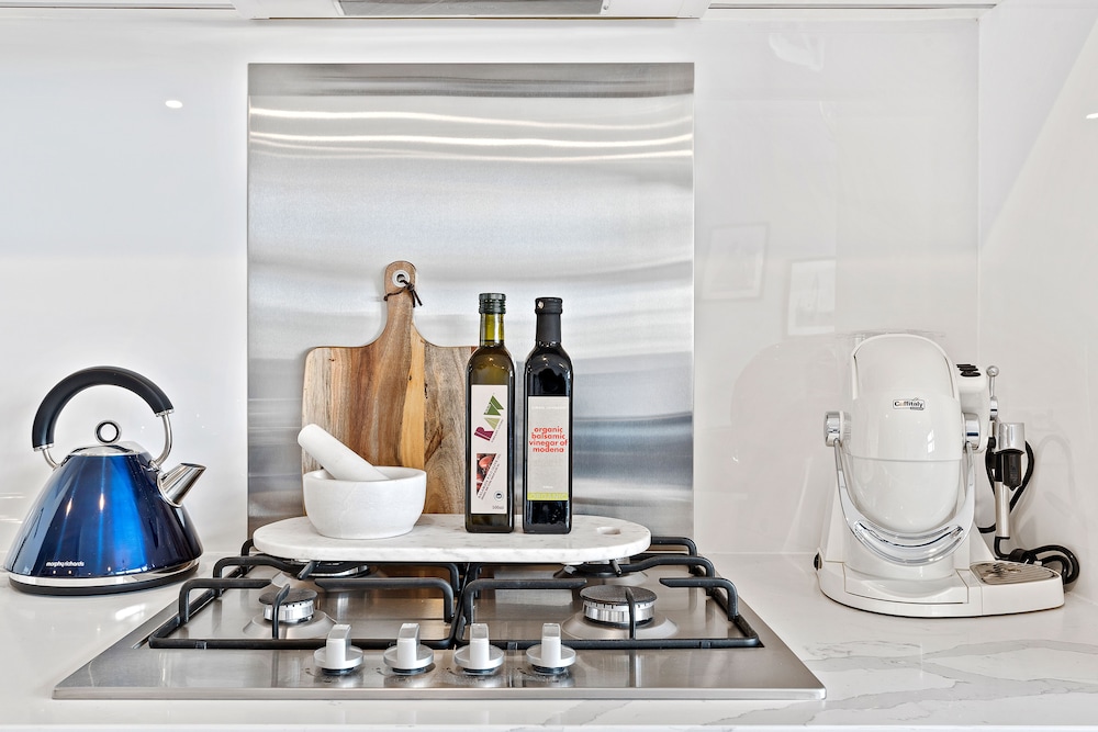 The Hamptons Apartments Corporate Keys 47/57
