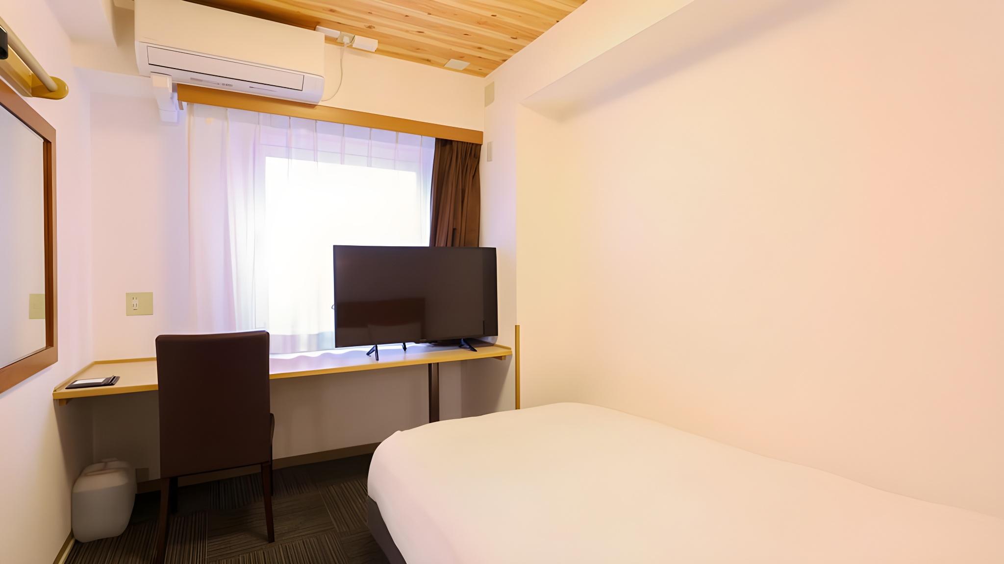 Semi Room, Standard, Semi Double Bed