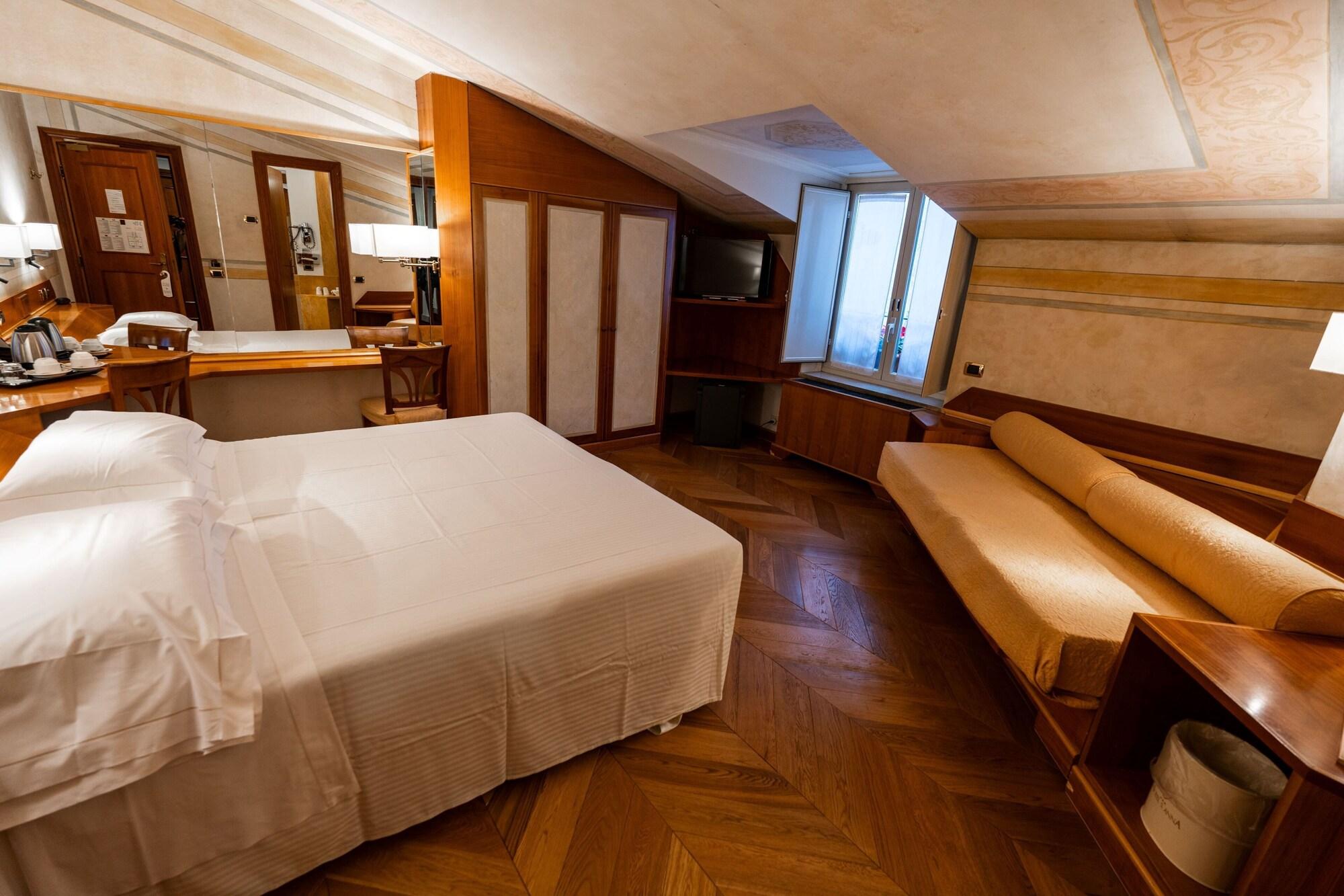 غرفة كلاسيكية ثلاثية، Hotel Sant' Anna 2/10