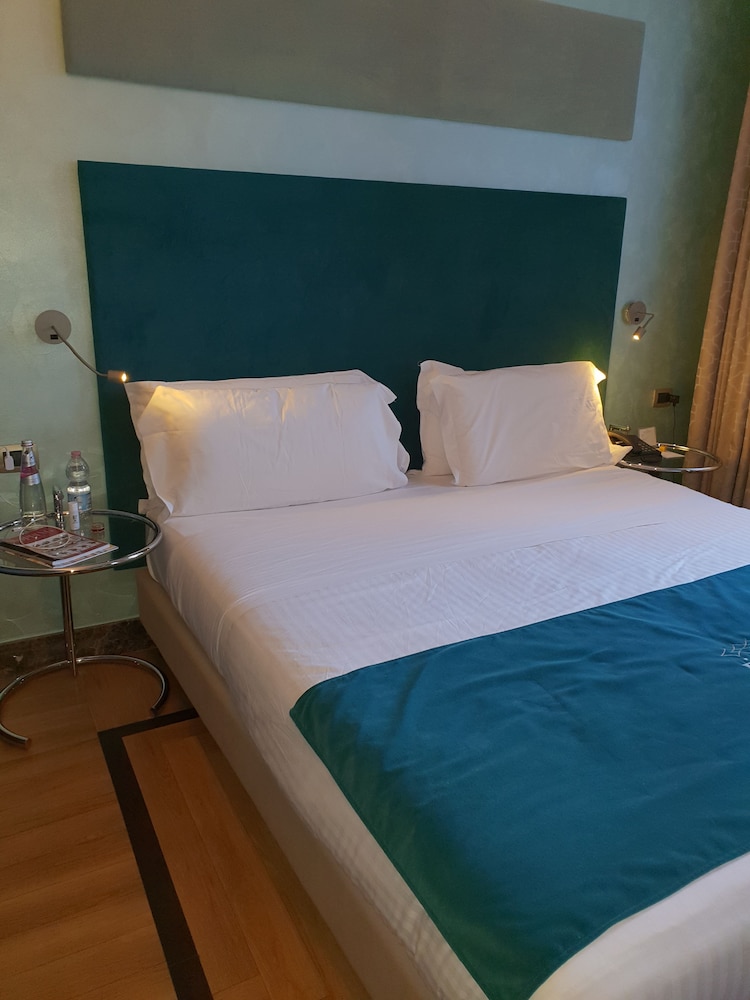 Korifi Suites Collection 23/50