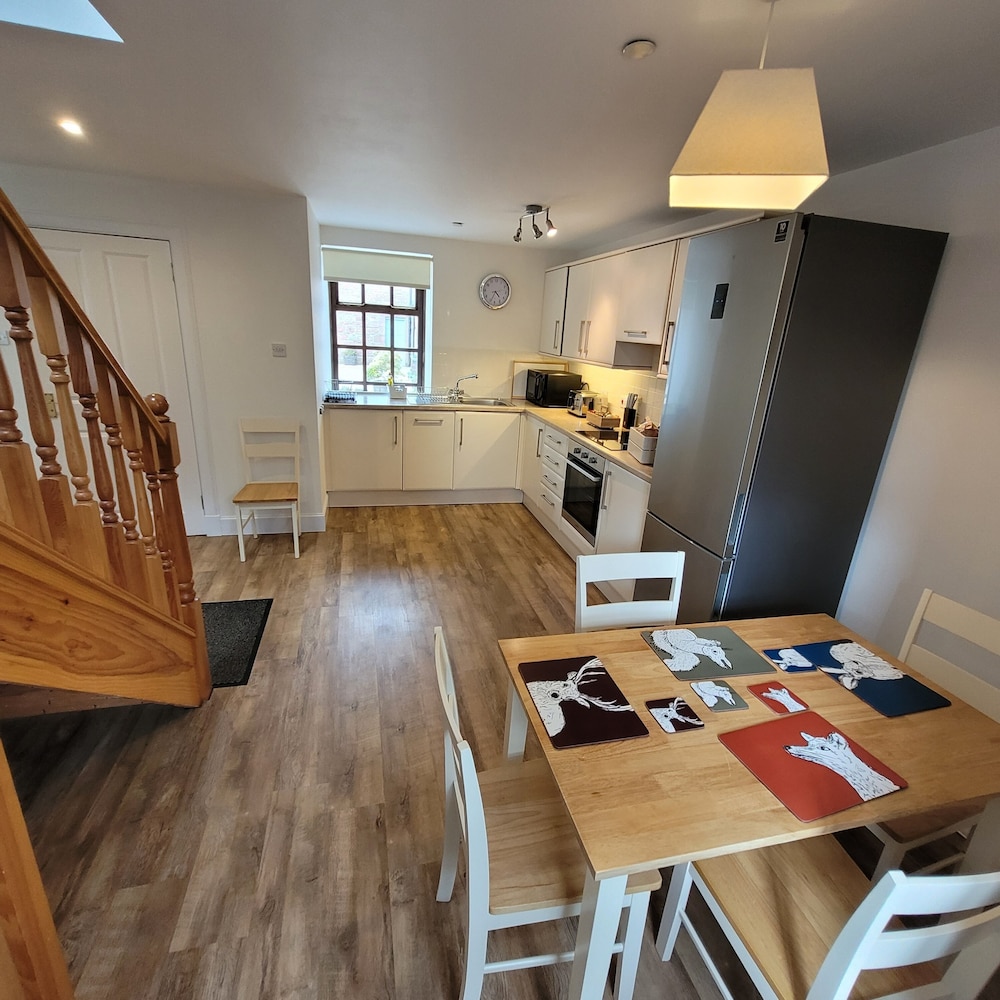 Finnich Cottages 24/50
