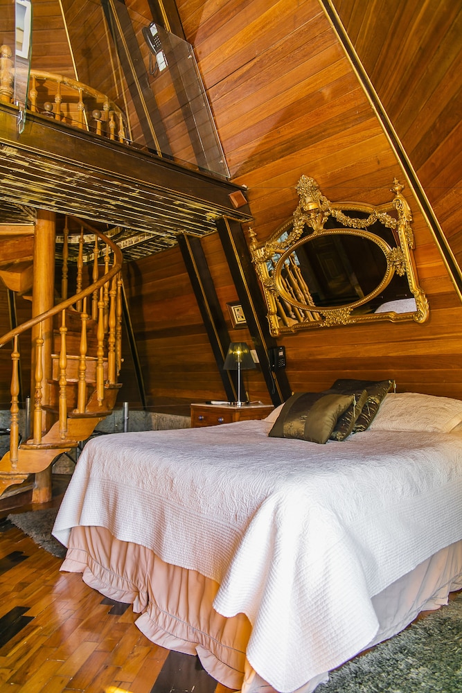 Tower, Suite, Double and Twin Beds, Hydromassage
