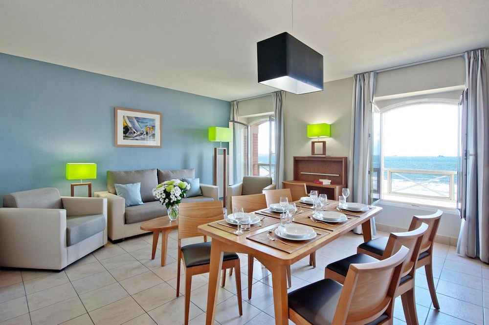 RESIDENCE REINE MARINE 56/71