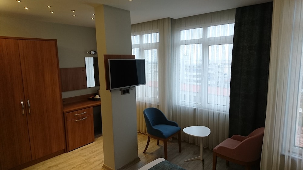 Nur Hotel 23/33