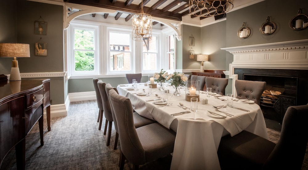 The Dower House Hotel 34/50