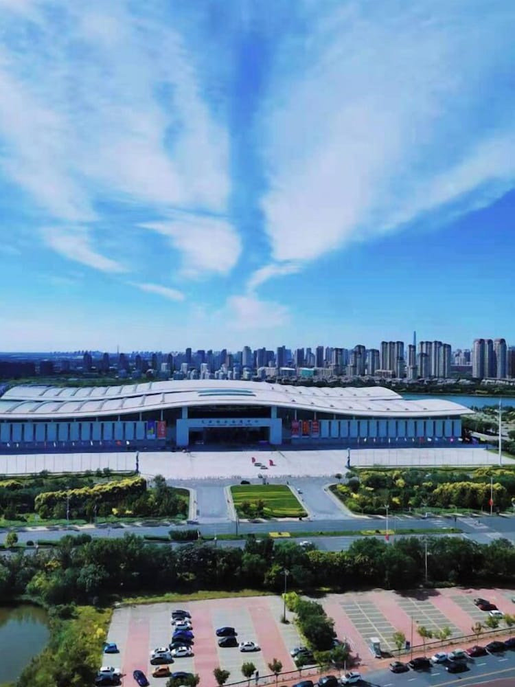 Crowne Plaza Tianjin Meijiangnan 5/49