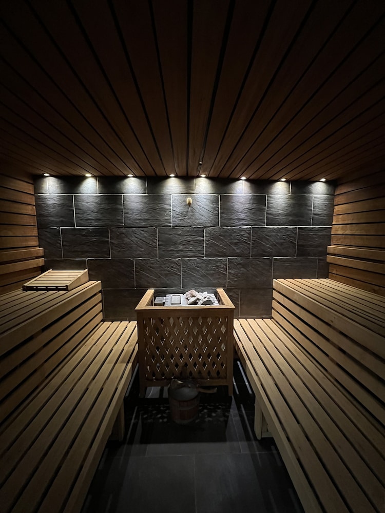 Suitenhotel Parco Paradiso 37/77