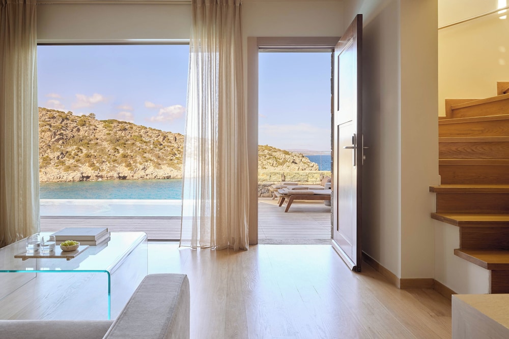 فيلا بسريرين كينج بإطلالة على البحر بغرفتي نوم بمسبح خاص، Daios Cove 6/10