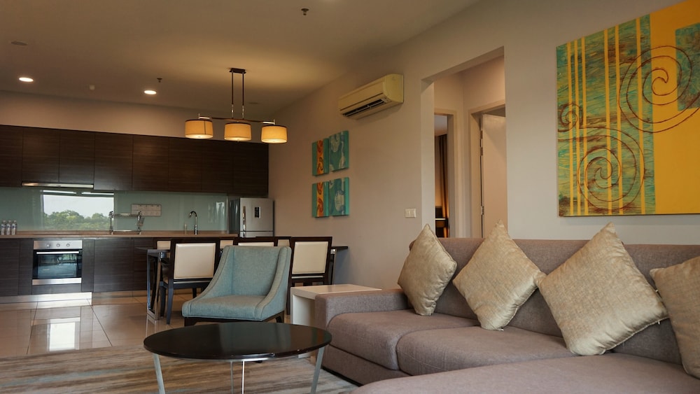 Trinidad Suites Johor, Trademark Collection by Wyndham 40/60