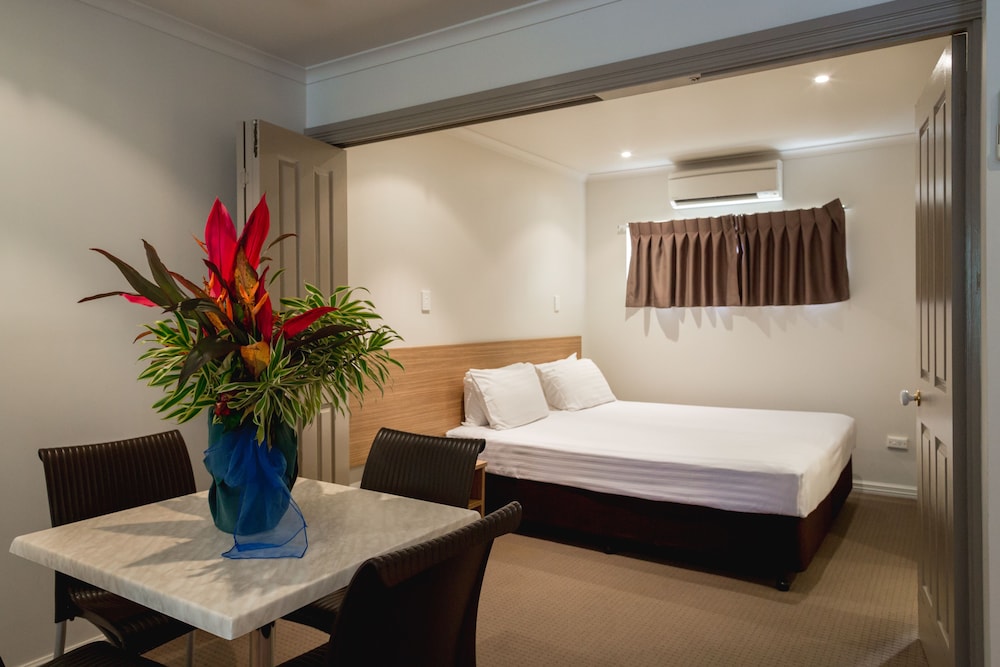 Cairns Colonial Club Resort 28/78