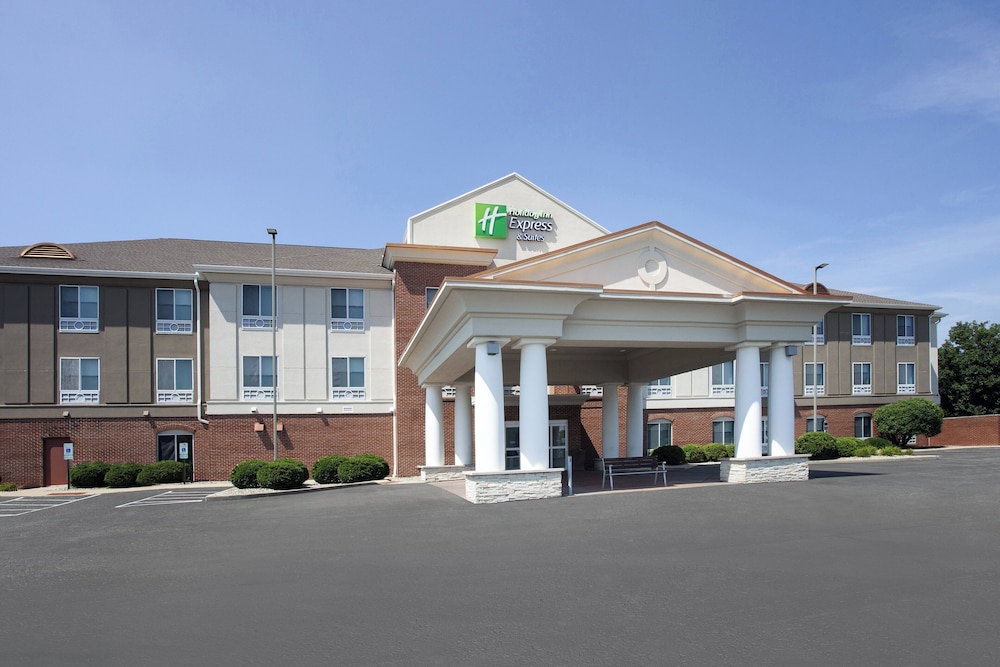 Holiday Inn Express Hotel & Suites Urbana-Champaign(U Of I Area) 8/74