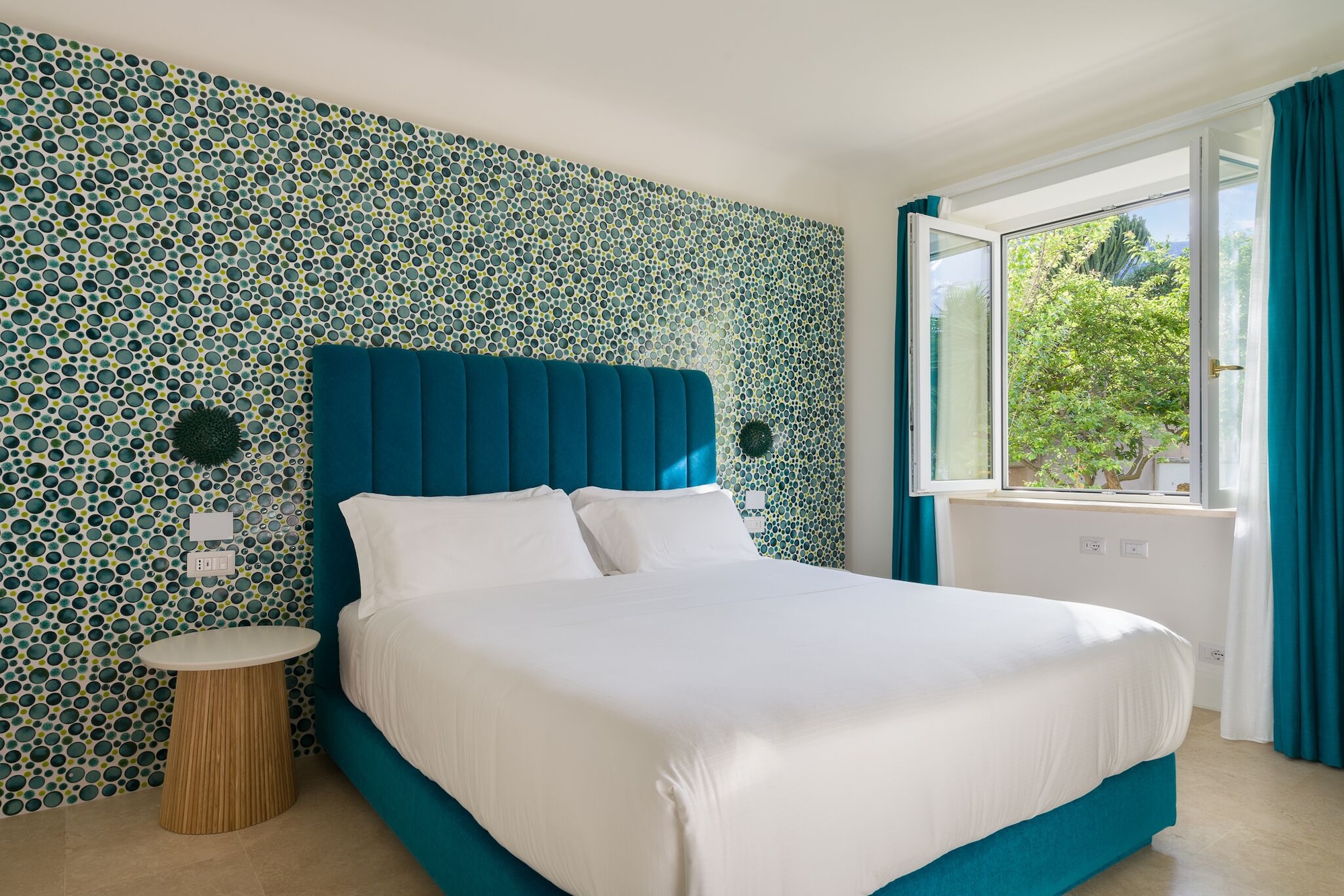 JUNIOR SUITE, FAMILY