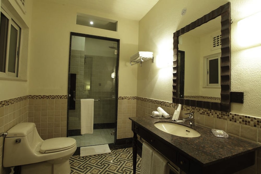 Heritage Luxury Suites - The Moor 20/65