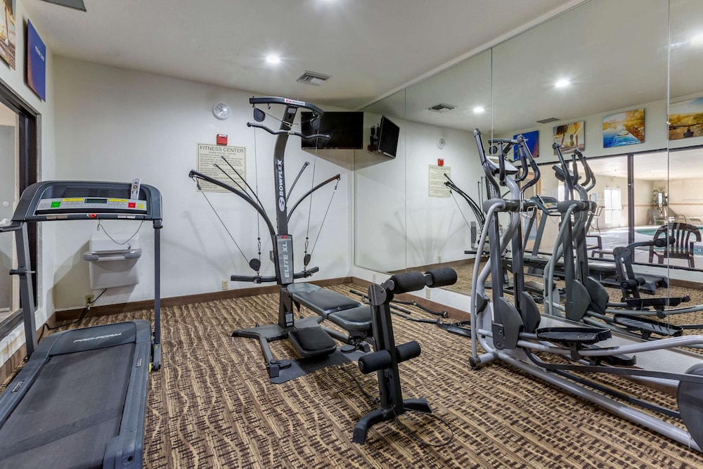 Comfort Inn & Suites Deming 24/41