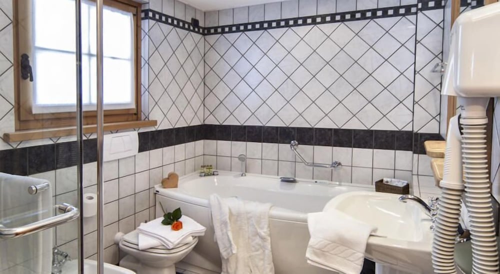 Chalet Mattias B And B 34/38