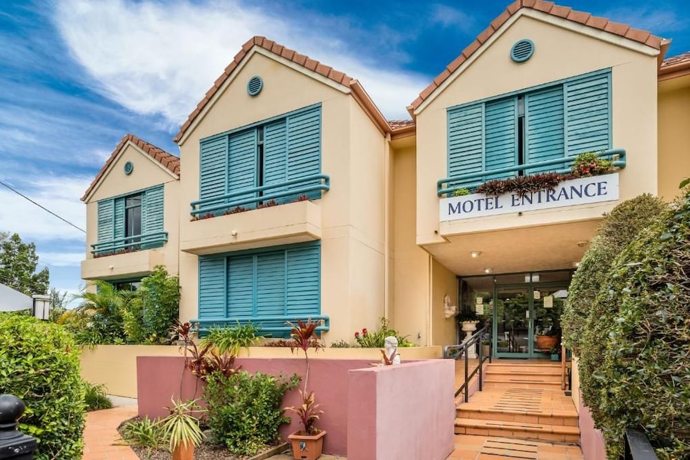 Aaa Airport Albion Manor Apartments and Motel 4/34