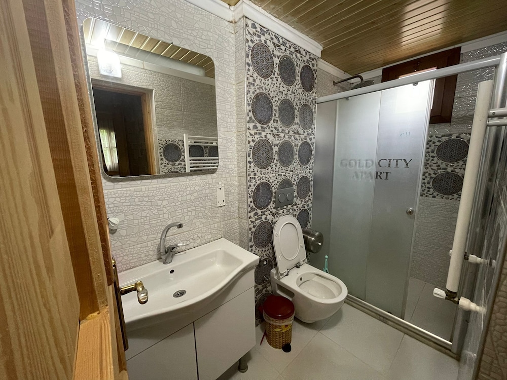 Gold City Apart Hotel 27/29