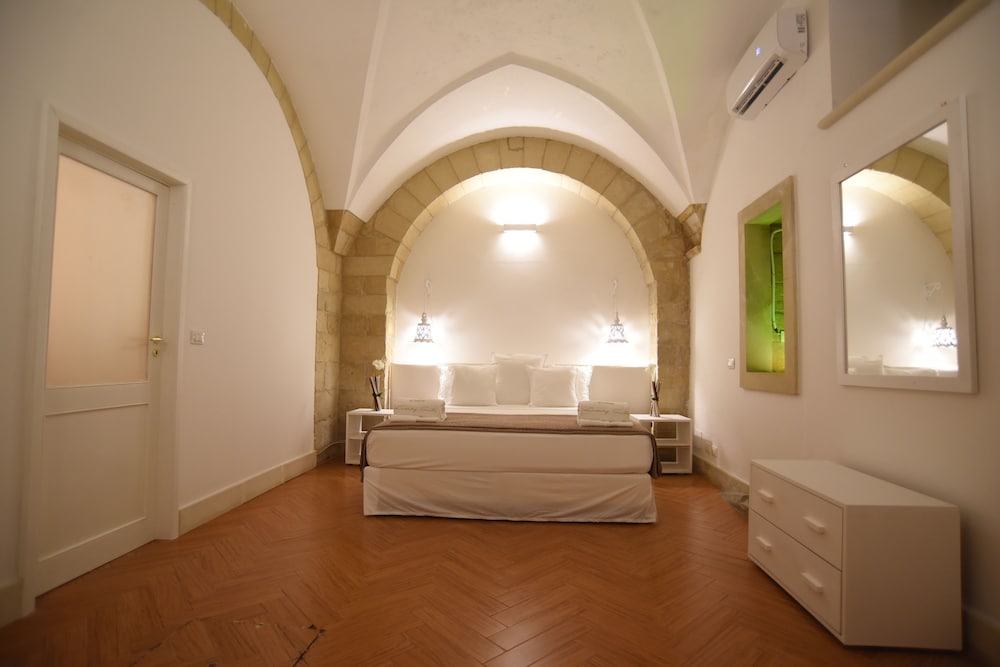 Cadelli Luxury Suite 24/48