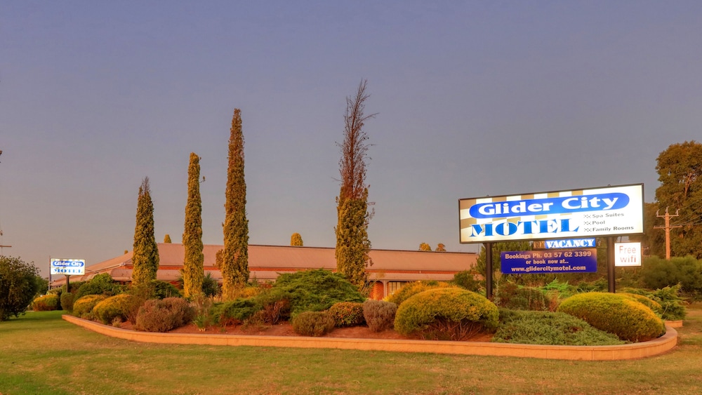 Glider City Motel Benalla 50/59