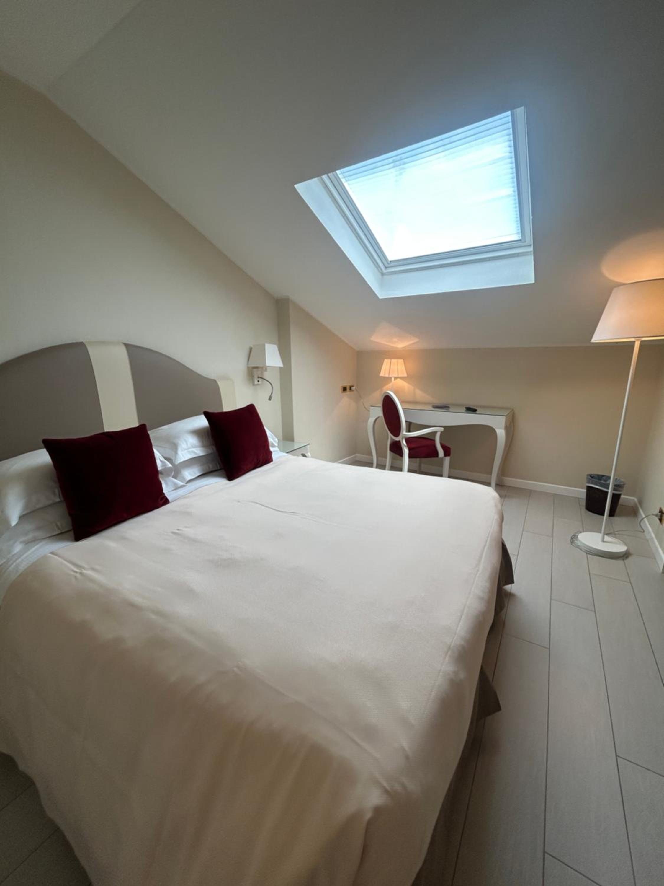 Standard, King Bed, Hotel Miramare and Spa 3/5