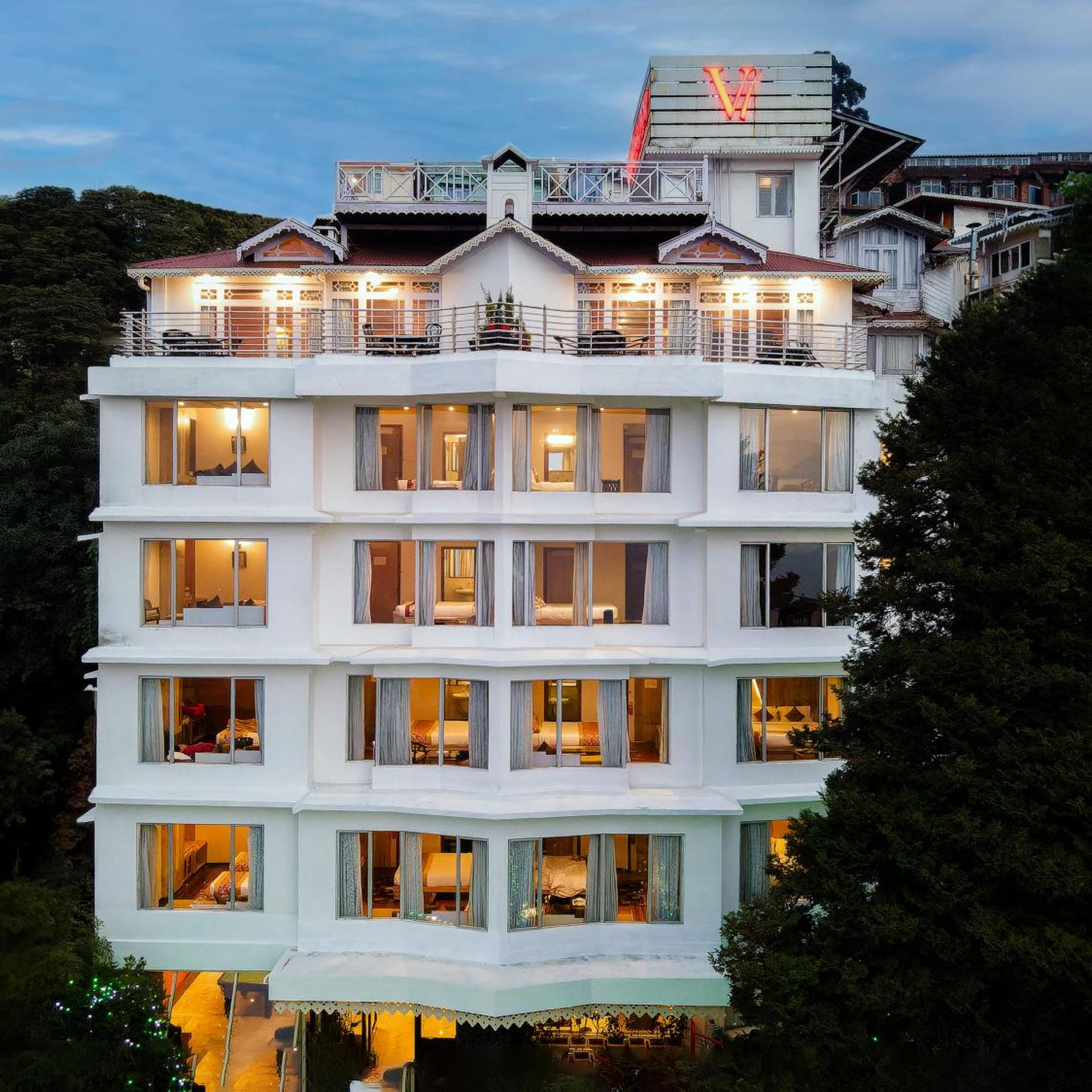 Viceroy Hotel 2/53