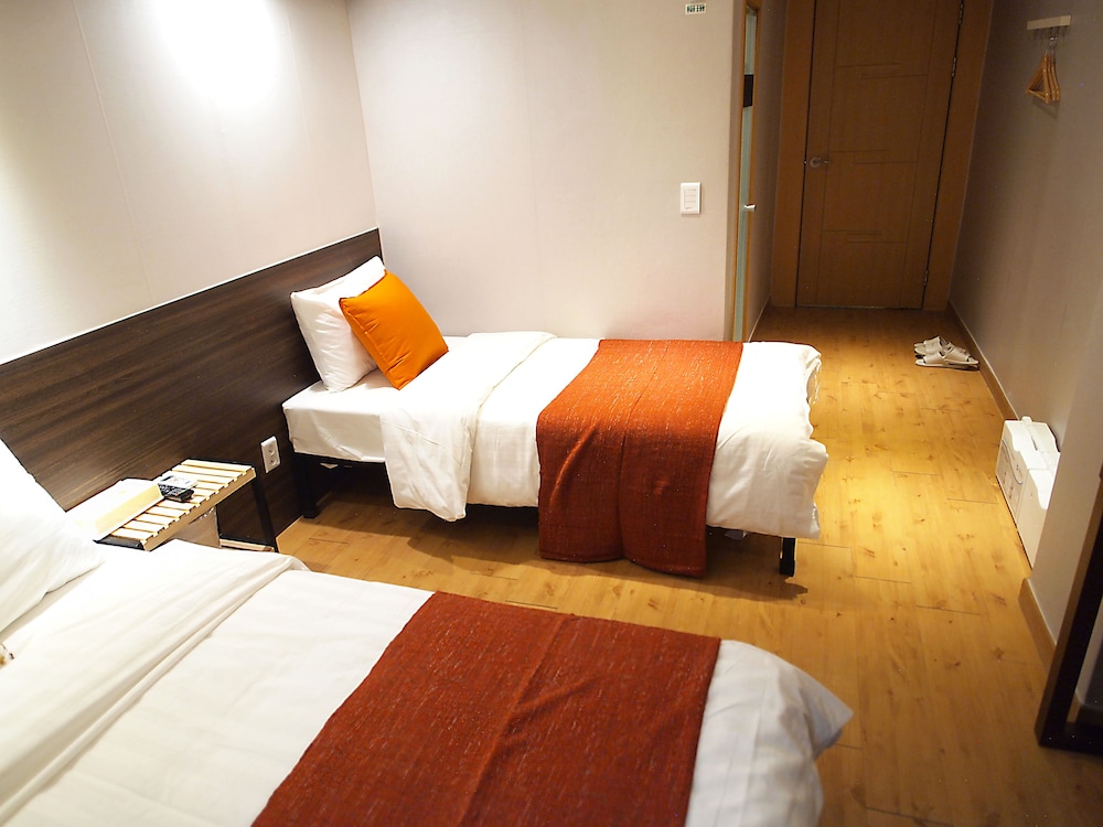 HOTEL PARK HILL MYEONGDONG 11/50