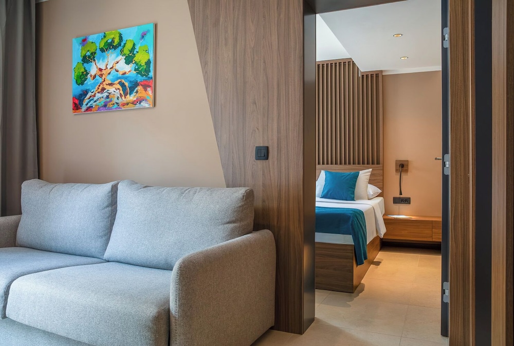 Aminess Alfir Hotel 60/77
