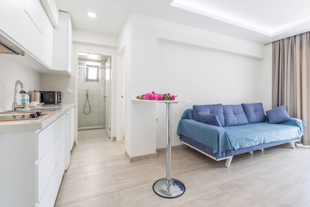 Princess Kinli Suites Hotel 30/38