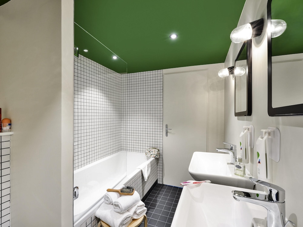 Ibis Styles Lyon Meyzieu Arena Stadium 63/63