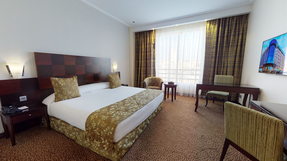 Ayass Hotel 12/74