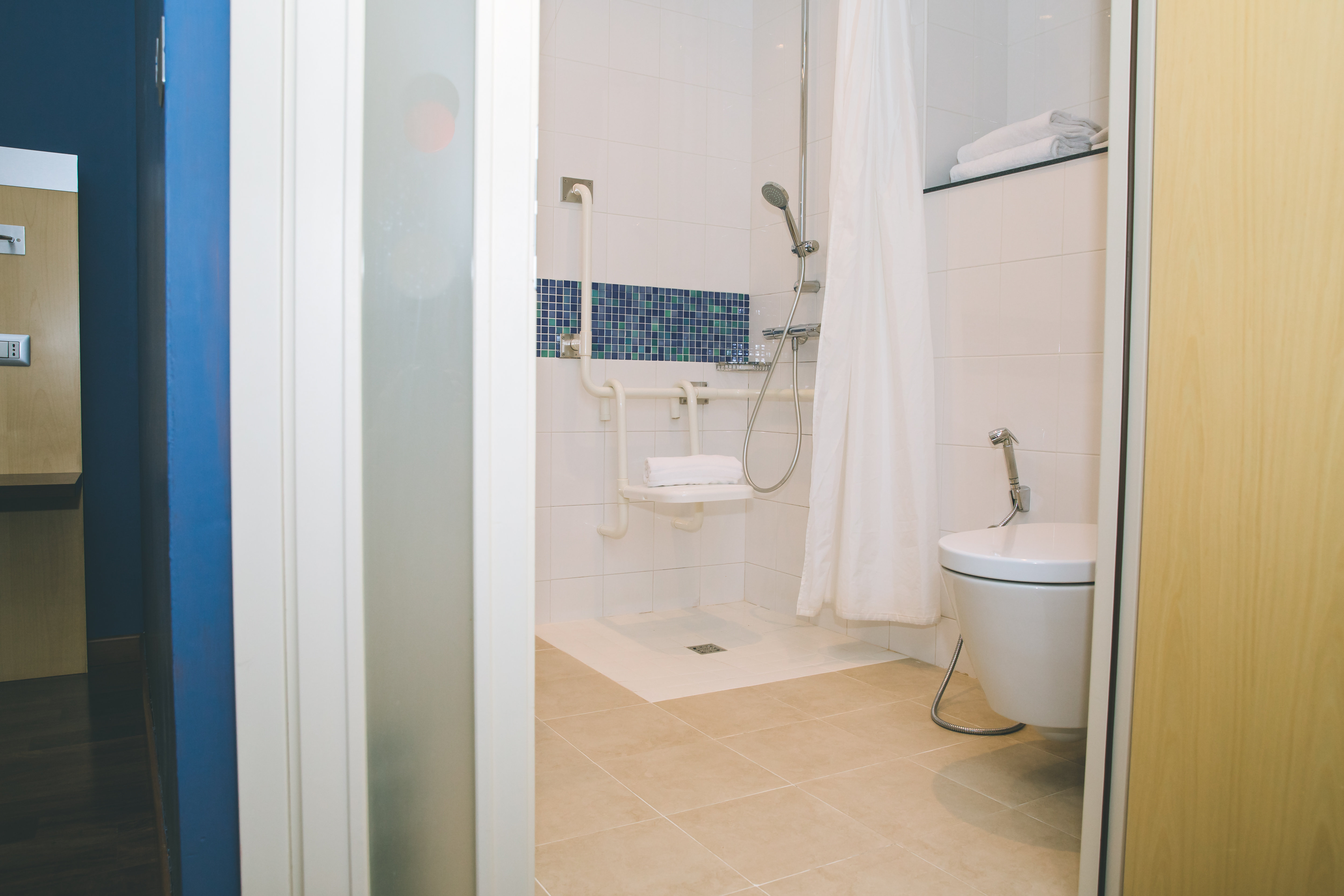Holiday Inn Express Milan Malpensa Airport Hotel 69/71