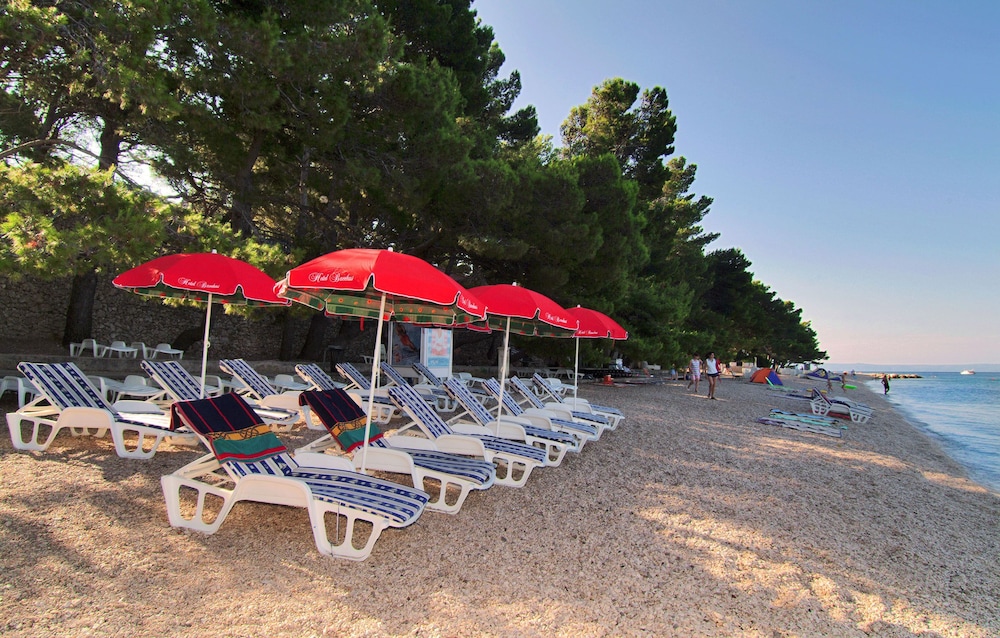 Hotel Villa Bacchus 41/50