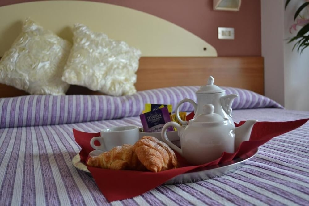 Hotel Jasmine 22/25