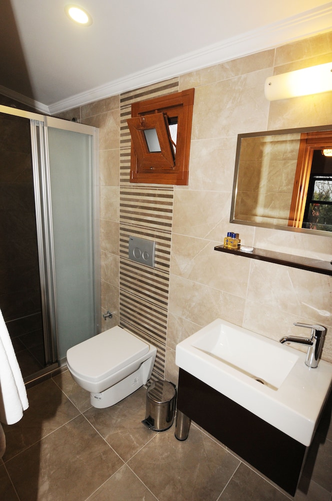 Fener Motel 50/50