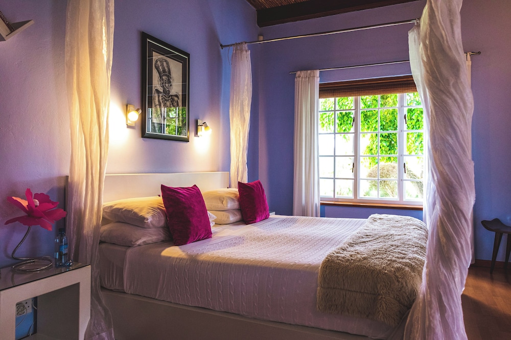 Rothman Manor Guest House 9/50