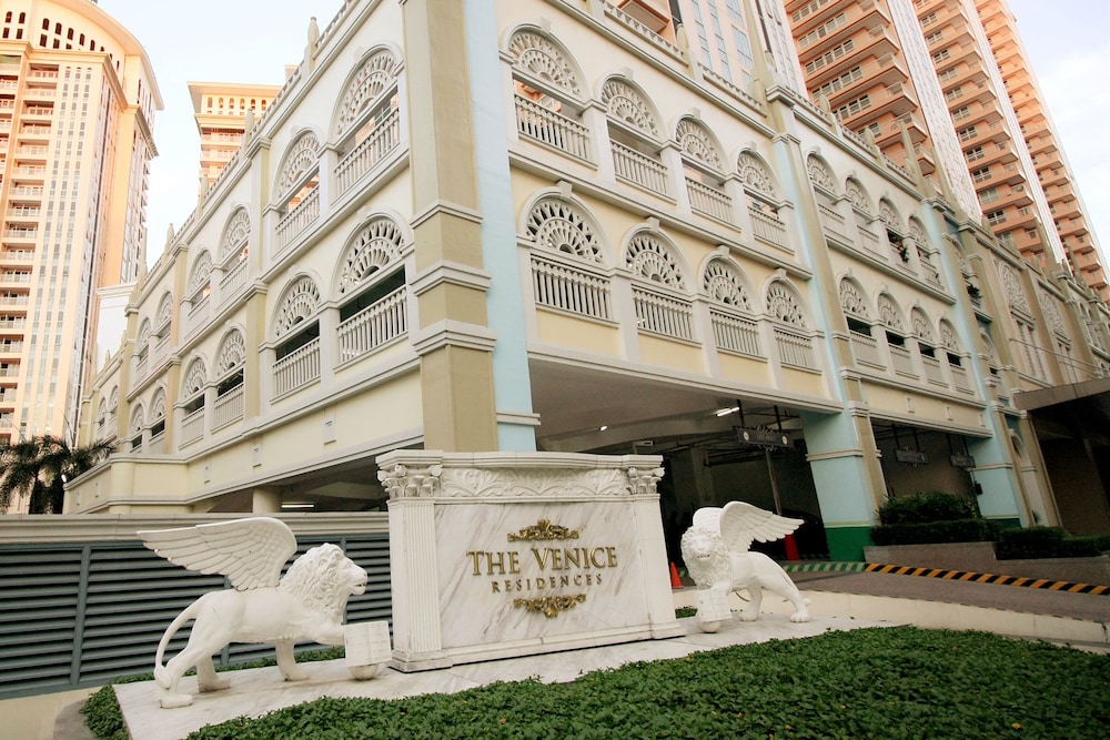 Maxstays - Max Style At The Venice Residences 8/50
