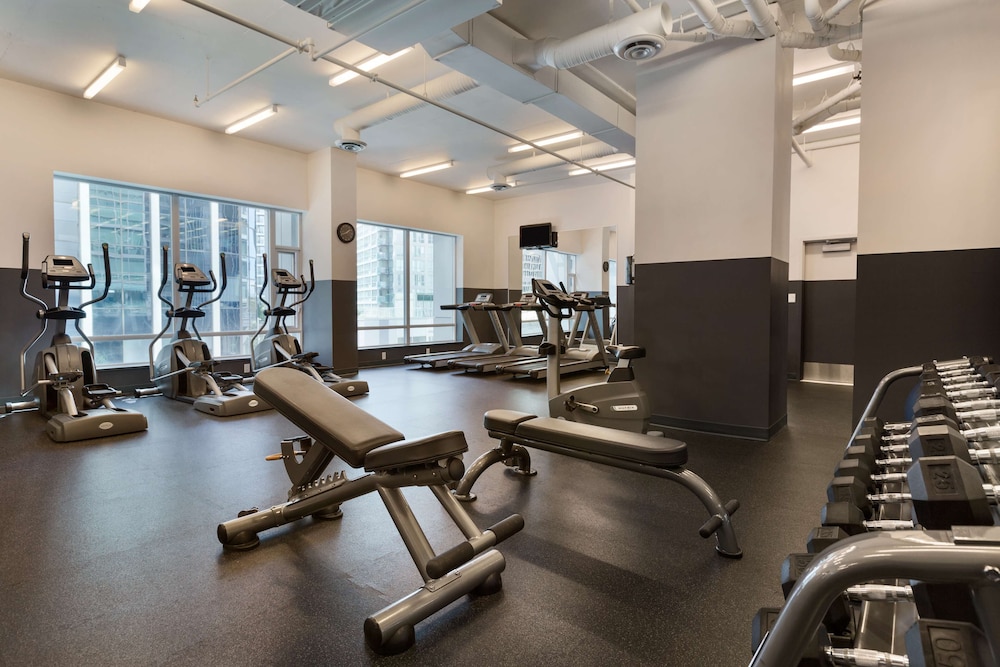 Coast Coal Harbour Hotel 30/64